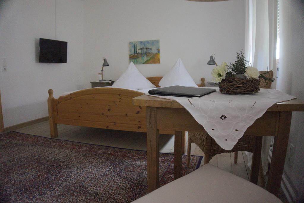 Hotel Garni Altes Winzerhaus Moselschaenke Kobern-Gondorf Pokoj fotografie
