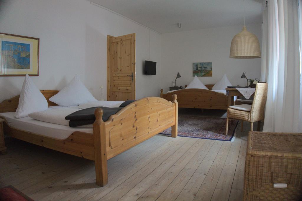 Hotel Garni Altes Winzerhaus Moselschaenke Kobern-Gondorf Pokoj fotografie